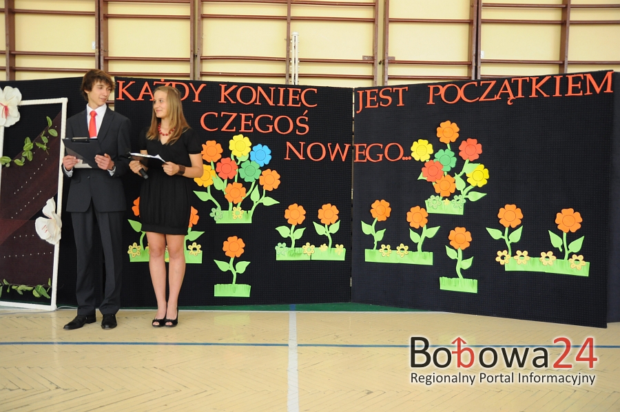 Pożegnanie klas III gimnazjum w Zespole Szkół w Bobowej