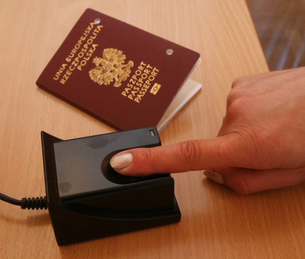 Uwaga Rodzice! Wpisy dzieci do paszportu tracą ważność!