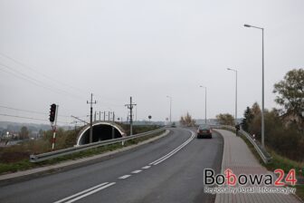 Kiedy zaświecą latarnie na wiadukcie?