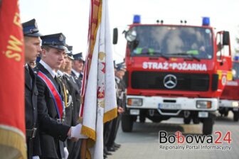 Nowy samochód OSP w Siedliskach poświęcony