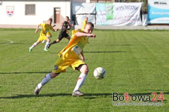 I Liga: Kolejarz Stróże przegrał w ostatniej minucie z Wisłą Płock (skrót wideo)