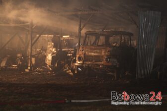 Kilka jednostek straży gasiło pożar w Moszczenicy