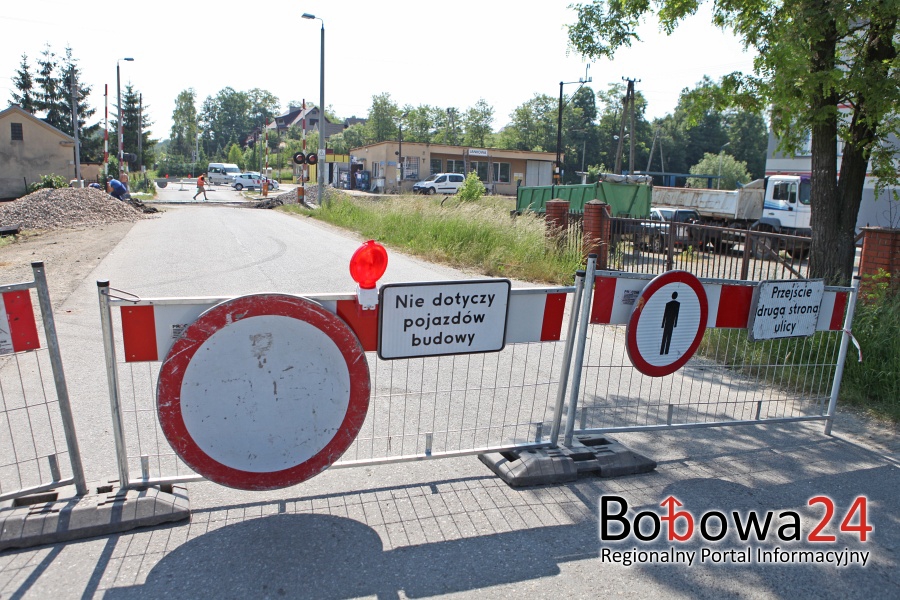 Bezprawnie zamknięto przejazd kolejowy w Jankowej