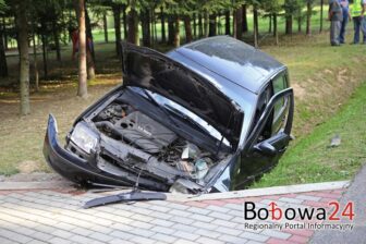 Pijany kierowca uderzył w betonowy przepust