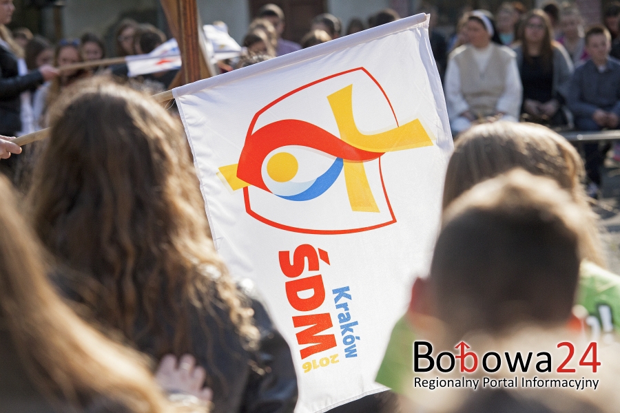 Symbole Światowych Dni Młodzieży w Bobowej (TV)
