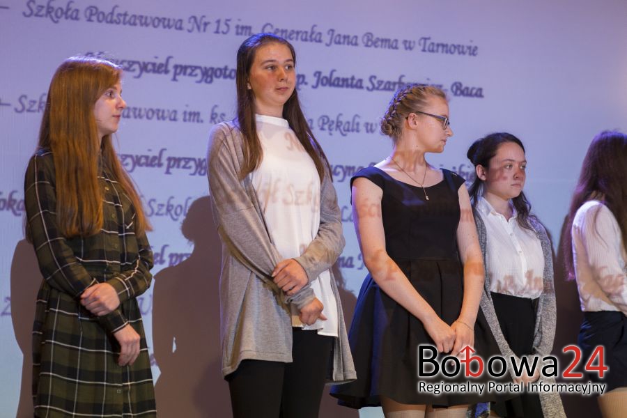Laury dla uczniów gminy Bobowa w konkursie plastycznym „Biało – czerwono – dumnie i narodowo”