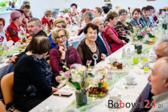 Seniorze, wyjdź z domu – czeka na Ciebie wyjątkowy projekt pełen aktywności!