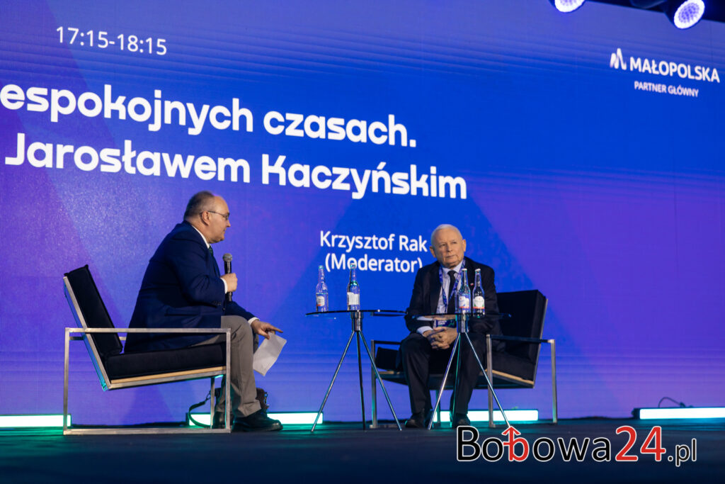 m12-forum-krynica-5T1A5567-1024x683