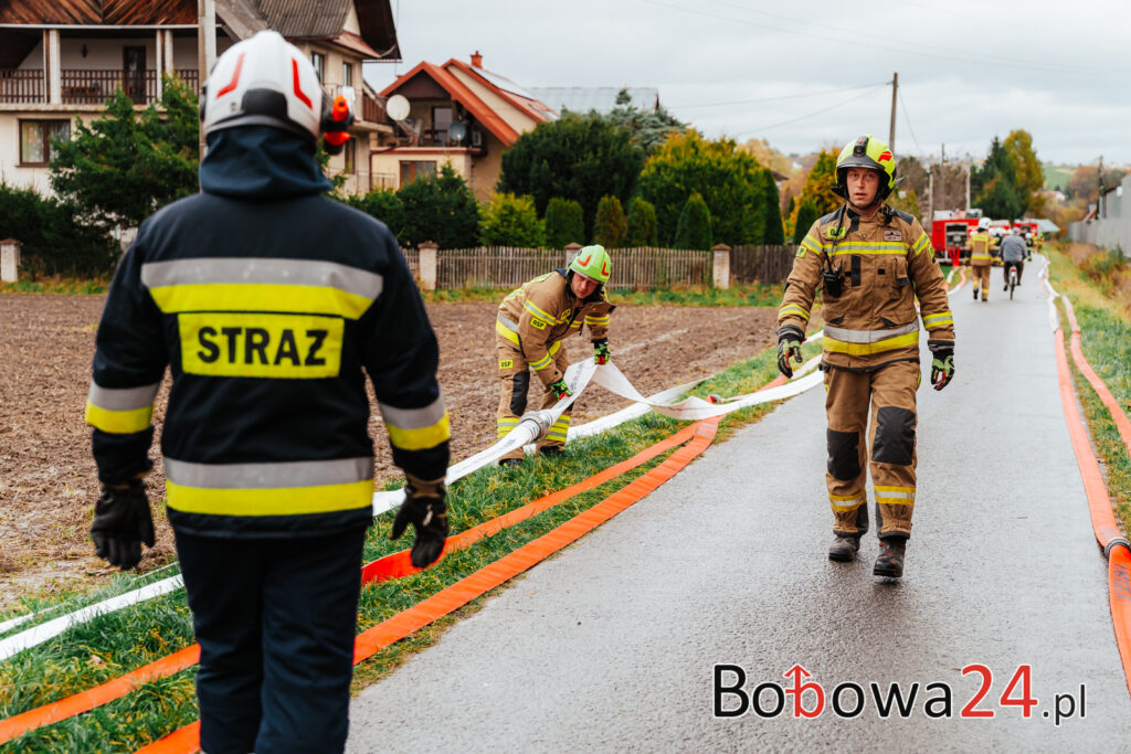 m37-Cwiczenia-Strazy-Bobowa-MMM08123-1024x683