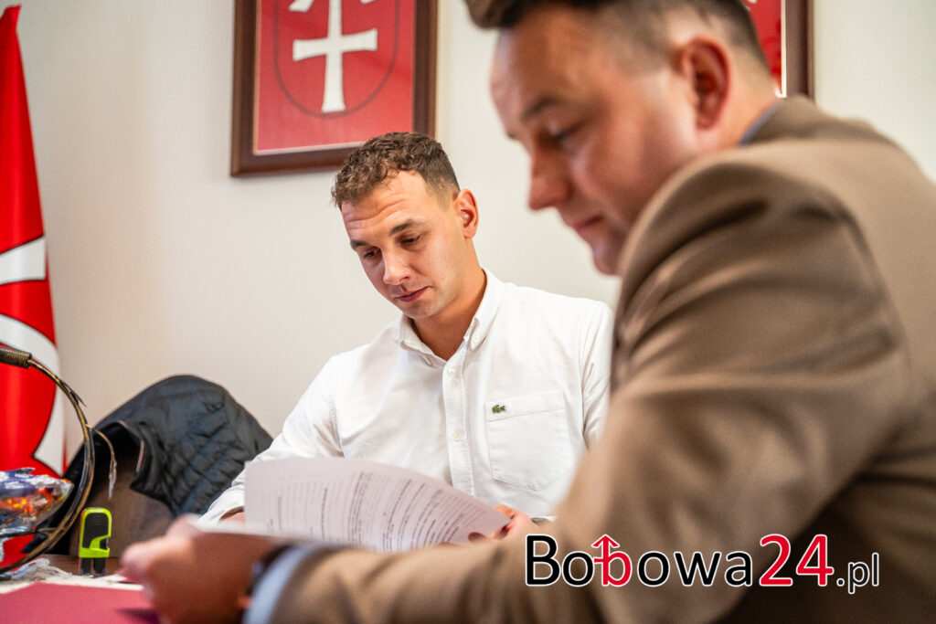 m4-podpisanie-umowy-bobowa-jankowa-plac-zabaw-DSC00494-1024x683