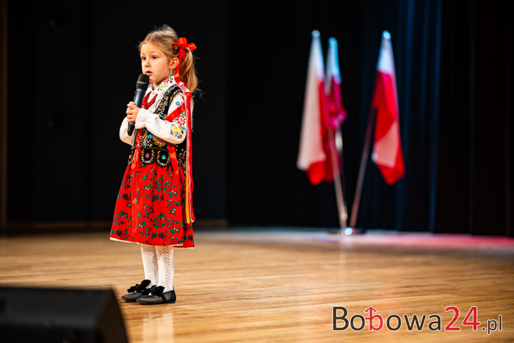 2025-11-06-Bobowa-2-konkurs-piosenki-patriotycznej-1-z-59-1024x683