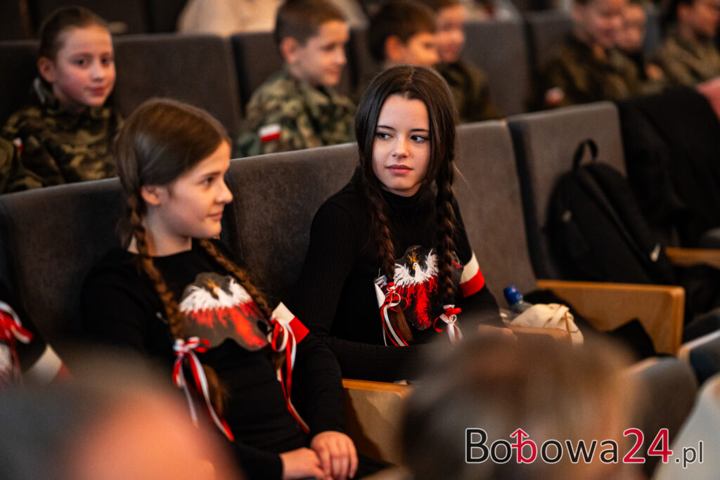 2025-11-06-Bobowa-2-konkurs-piosenki-patriotycznej-17-z-59-1024x683