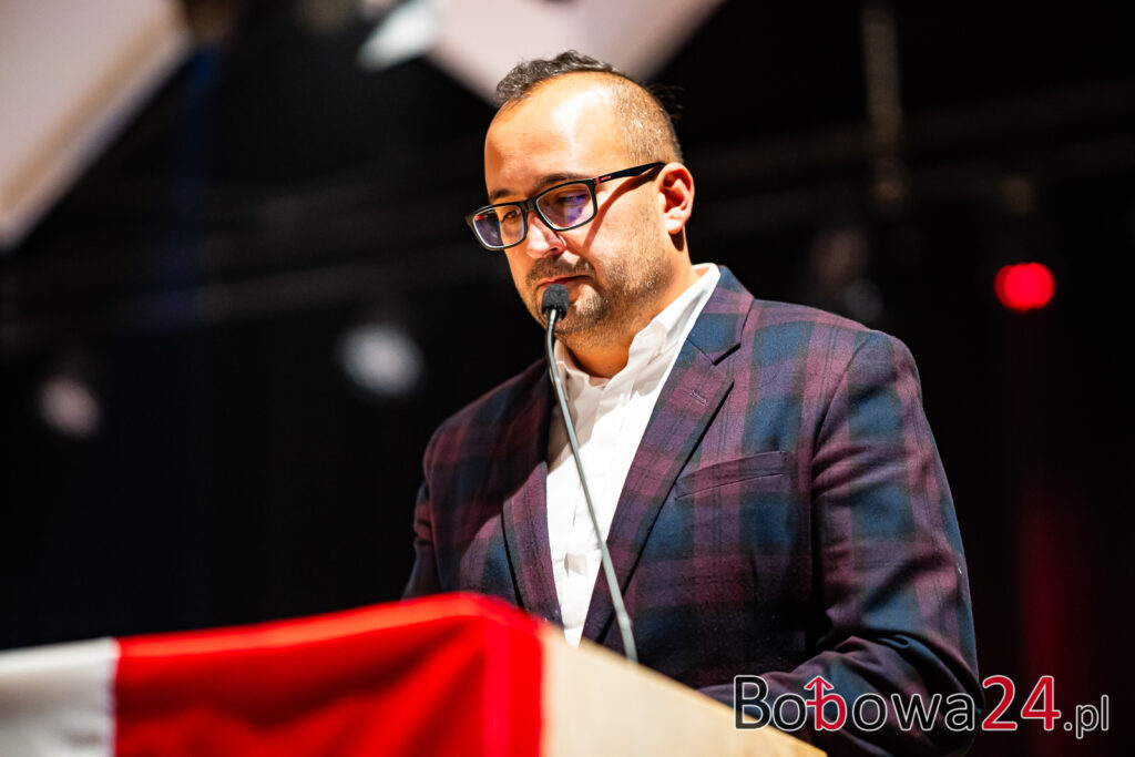 2025-11-06-Bobowa-2-konkurs-piosenki-patriotycznej-18-z-59-1024x683