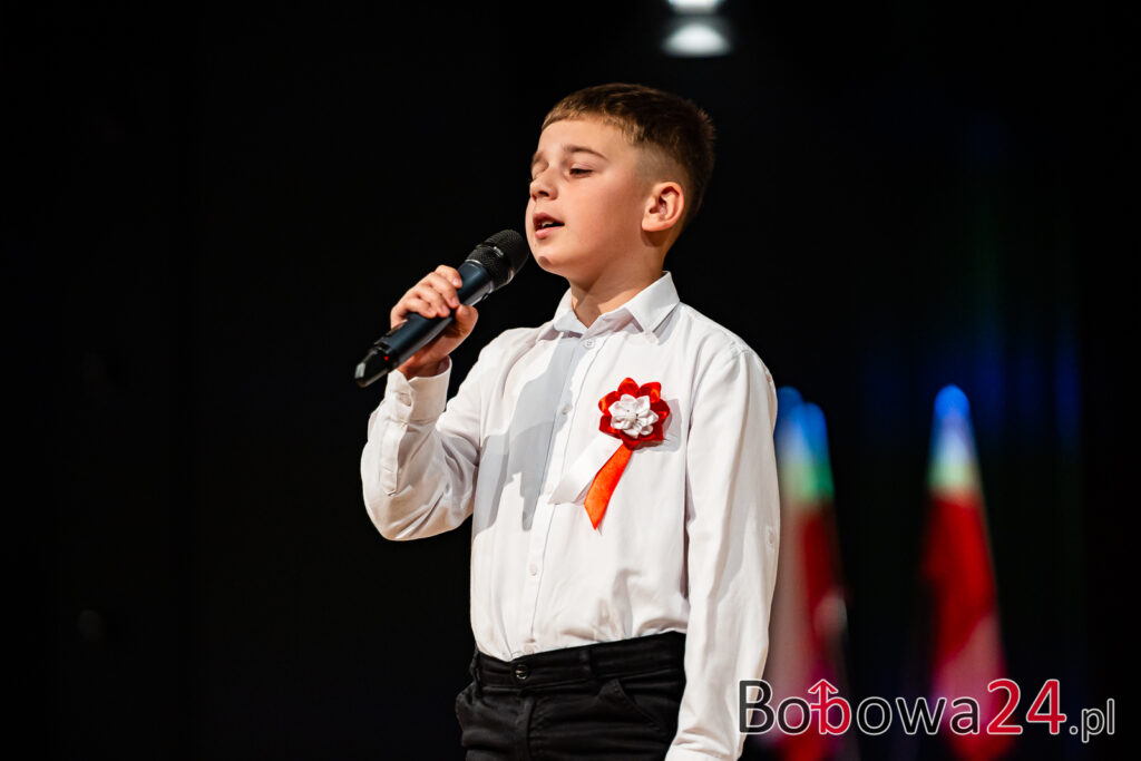 2025-11-06-Bobowa-2-konkurs-piosenki-patriotycznej-22-z-59-1024x683