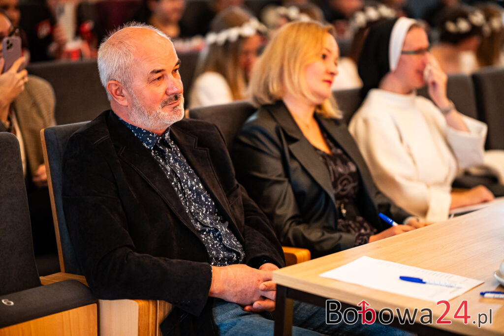 2025-11-06-Bobowa-2-konkurs-piosenki-patriotycznej-3-z-59-1024x683