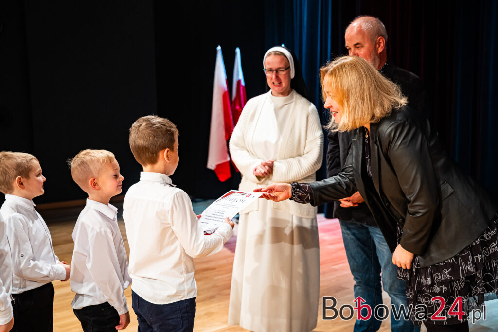2025-11-06-Bobowa-2-konkurs-piosenki-patriotycznej-33-z-59-1024x683