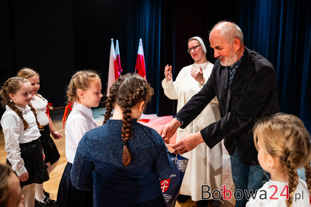 2025-11-06-Bobowa-2-konkurs-piosenki-patriotycznej-34-z-59-1024x683