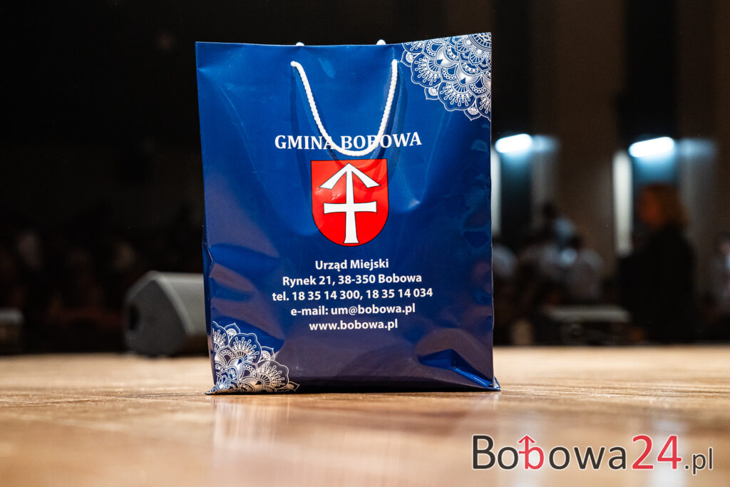 2025-11-06-Bobowa-2-konkurs-piosenki-patriotycznej-40-z-59-1024x683