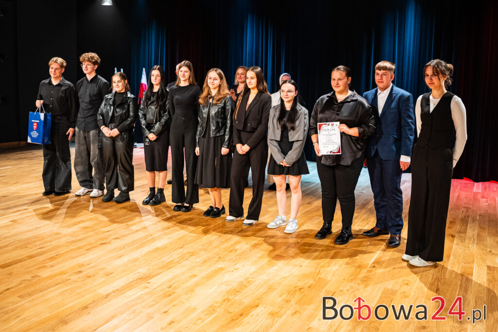 2025-11-06-Bobowa-2-konkurs-piosenki-patriotycznej-57-z-59-1024x683