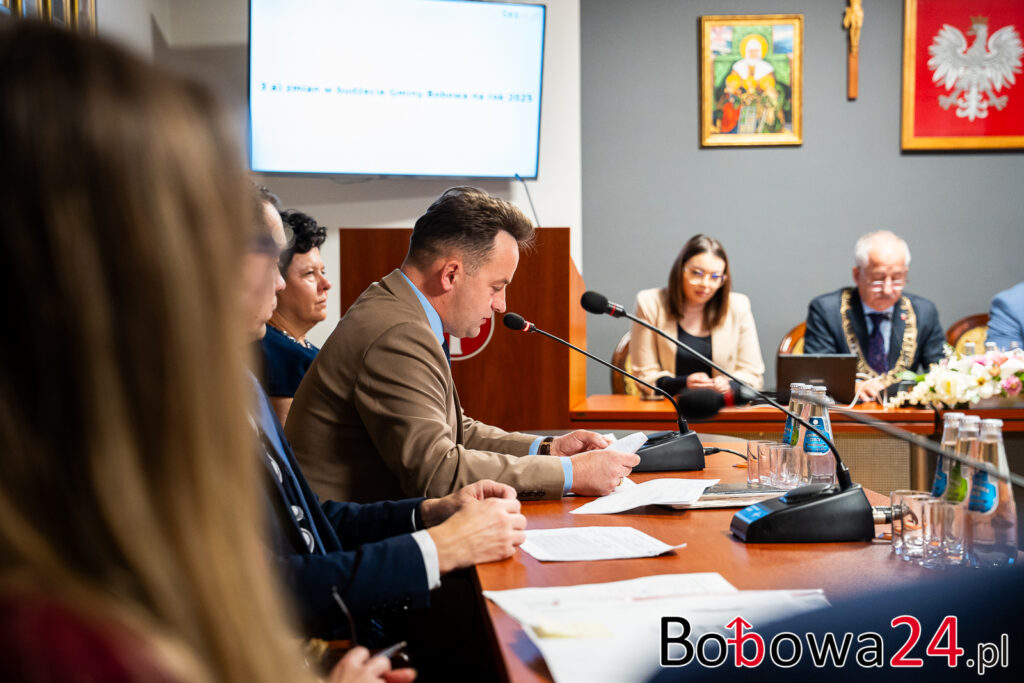 Sesja-Rady-Gminy-Schron-Bobowa-14-1024x683