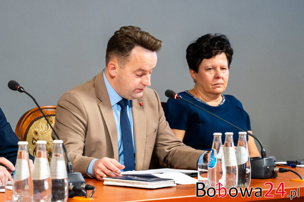 Sesja-Rady-Gminy-Schron-Bobowa-15-1024x683