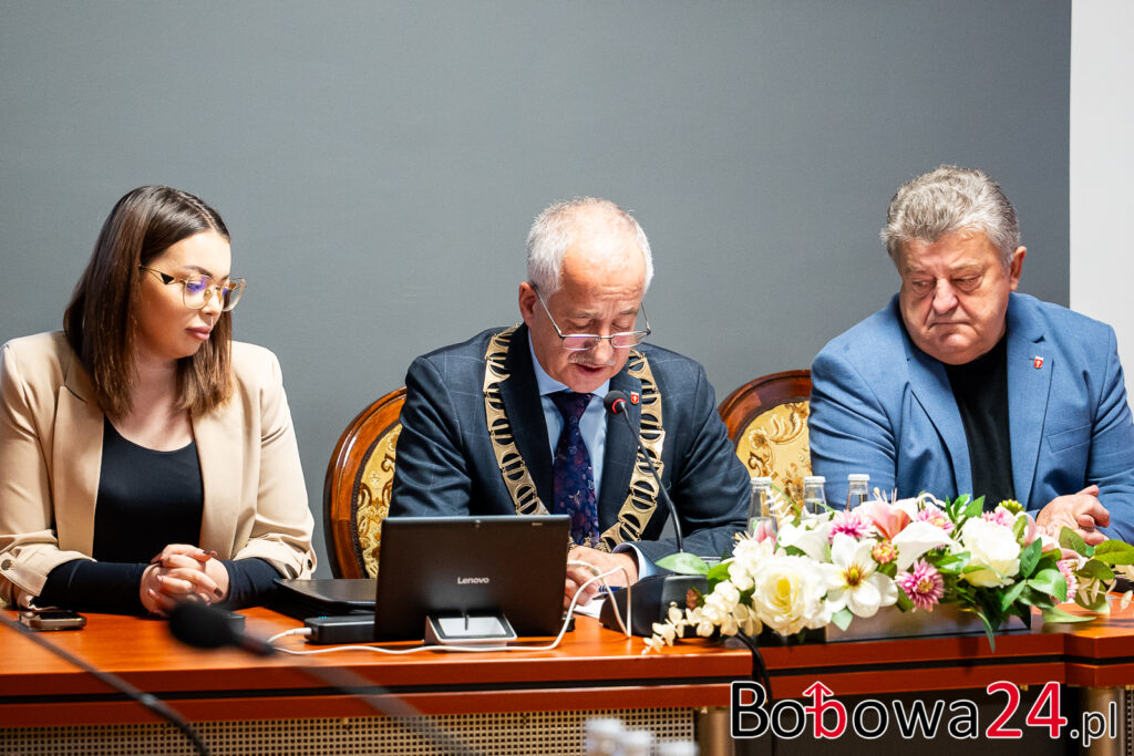 Sesja-Rady-Gminy-Schron-Bobowa-8-1024x683