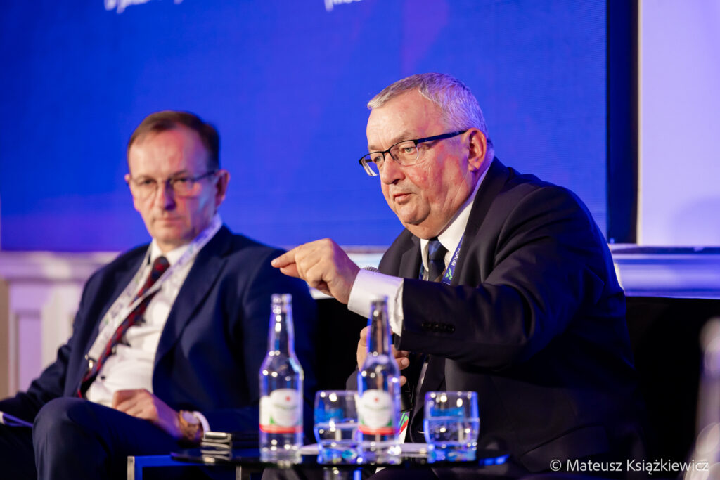 m106-Krynica-Forum-Krynica-Zdroj-5T1A5295-1024x683