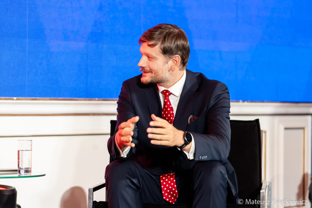 m117-Krynica-Forum-Krynica-Zdroj-MMM08717-1024x683