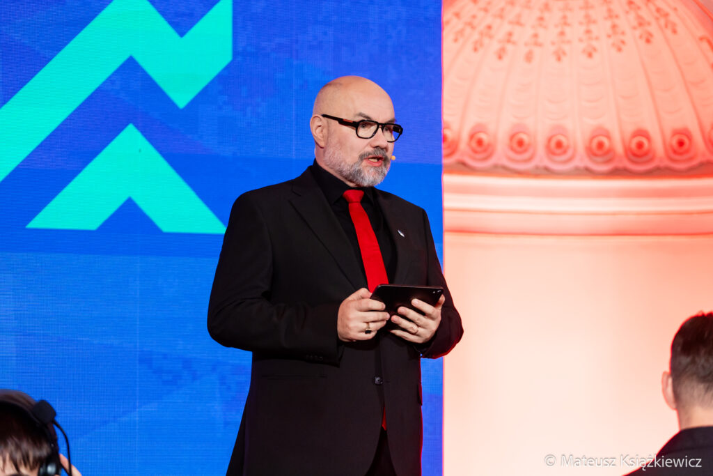 m127-Krynica-Forum-Krynica-Zdroj-MMM08800-1024x683