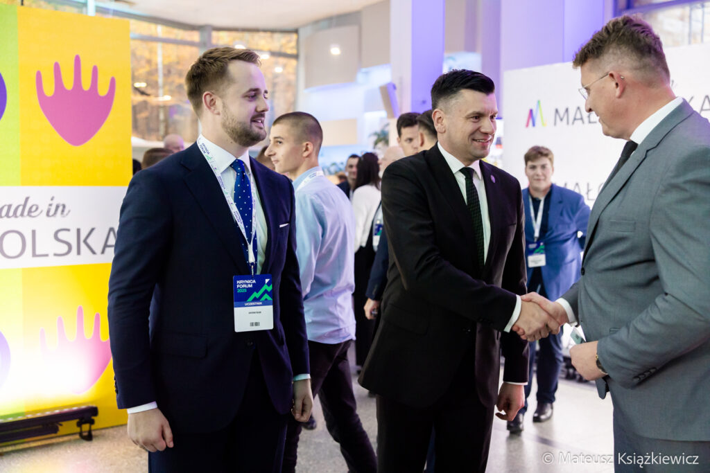 m136-Krynica-Forum-Krynica-Zdroj-5T1A5354-1024x683