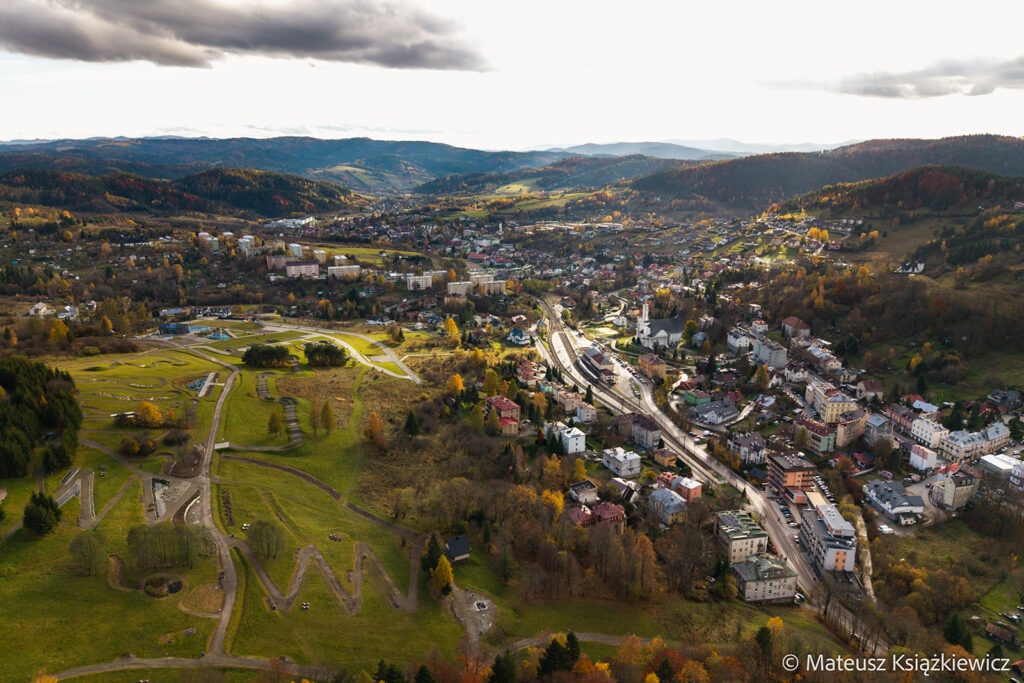 m2-Krynica-Forum-Krynica-Zdroj-DJI_20251029141023_0733_D-1-1024x683