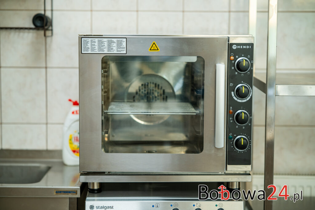 m21-Nowy-Sprzet-Kuchenny-Strozna-DSC03746-1024x683