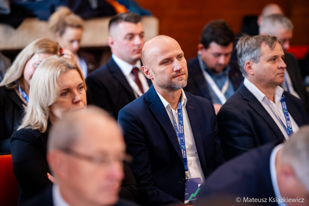 m51-Krynica-Forum-Krynica-Zdroj-MMM08393-1024x683