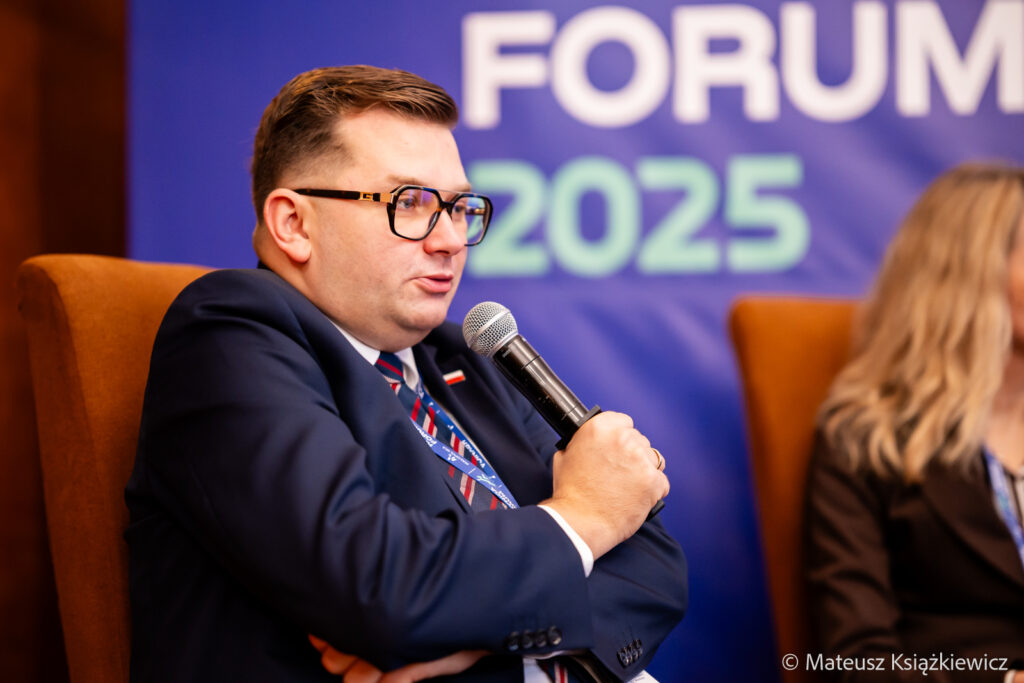 m56-Krynica-Forum-Krynica-Zdroj-MMM08476-1024x683