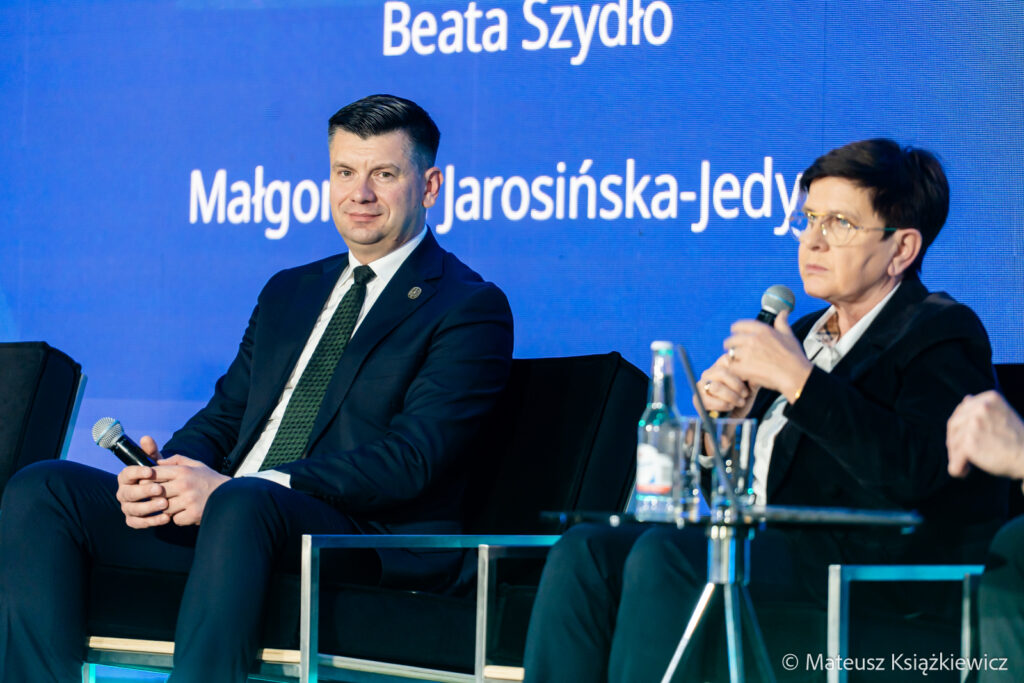 m80-Krynica-Forum-Krynica-Zdroj-MMM08644-1024x683