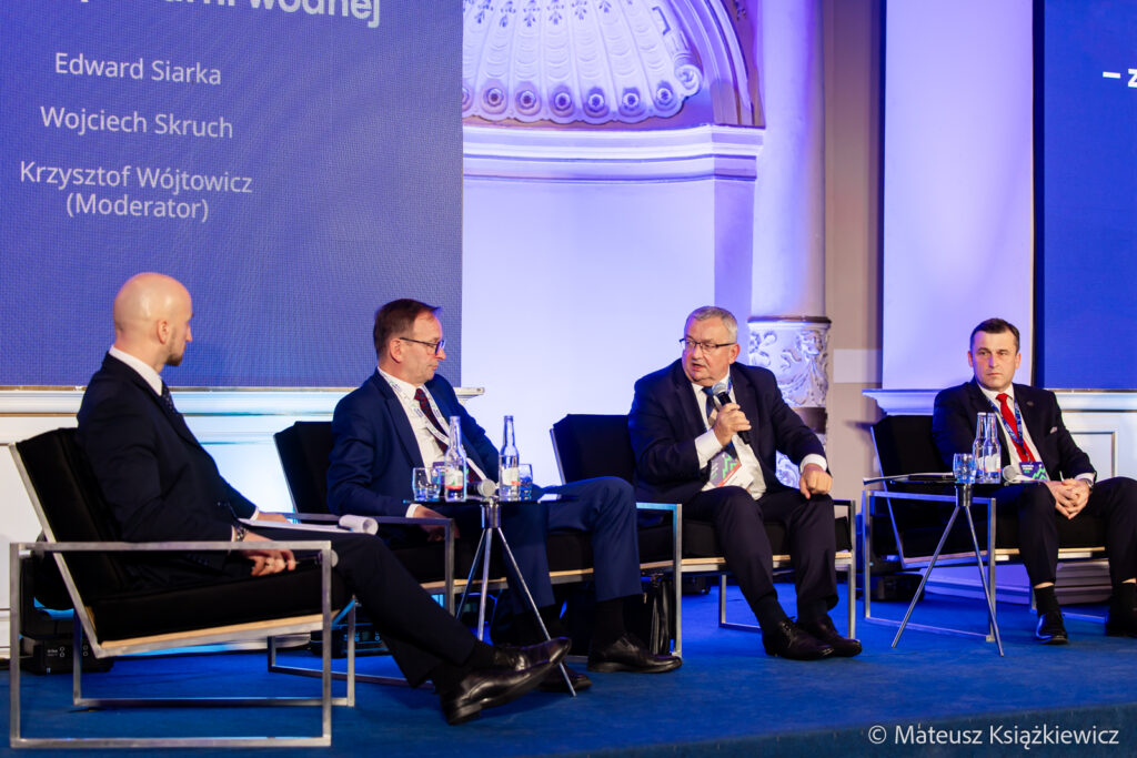 m94-Krynica-Forum-Krynica-Zdroj-5T1A5223-1024x683