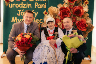 100. urodziny Pani Józefy Myśliwiec. Małopolska bije rekordy długowieczności