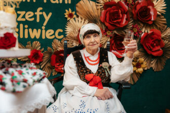 100. urodziny Pani Józefy Myśliwiec. Małopolska bije rekordy długowieczności