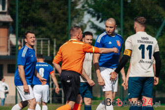 KS Bobowa rzutem na taśmę wyrywa punkt w meczu z Sokołem Staszkówka.
