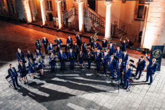 Orkiestra Dęta przy OSP w Siedliskach zagrała na Wawelu! Nadała tempa krakowskim biegaczom