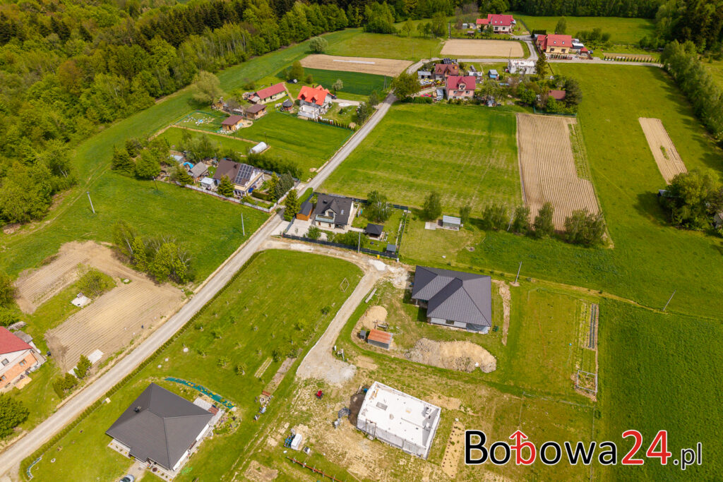 m18-Inwestycje-Ulica-Brzozowa-Bobowa-DJI_20260514112239_0384_D-1-1024x683