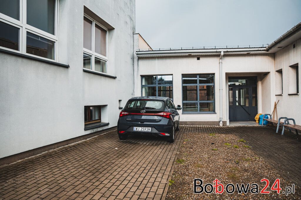 szkolne-auto-Bobowa-2-1-1024x683